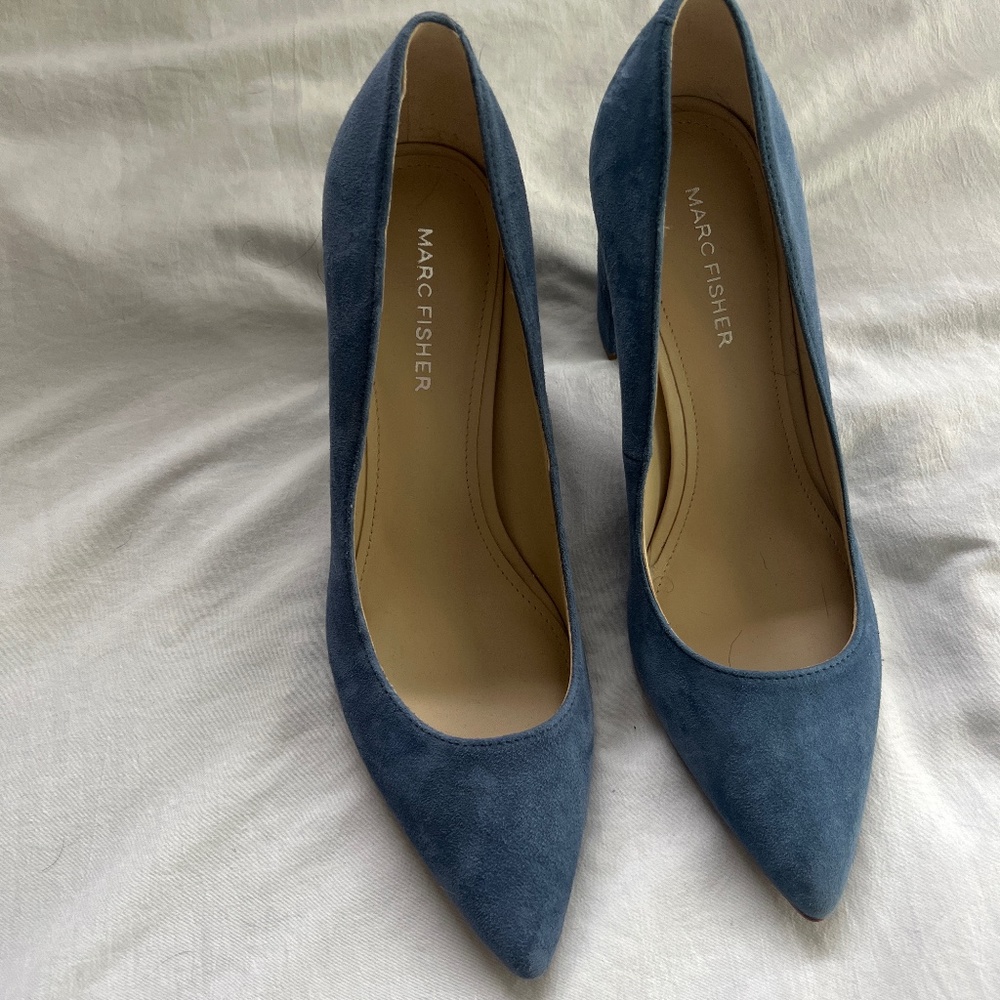 Blue suede Marc Fisher Heels